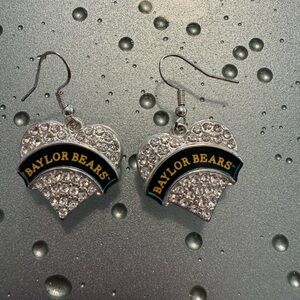 Baylor Bears Heart-Shaped Rhinestone Earrings – Sparkle with School Spirit